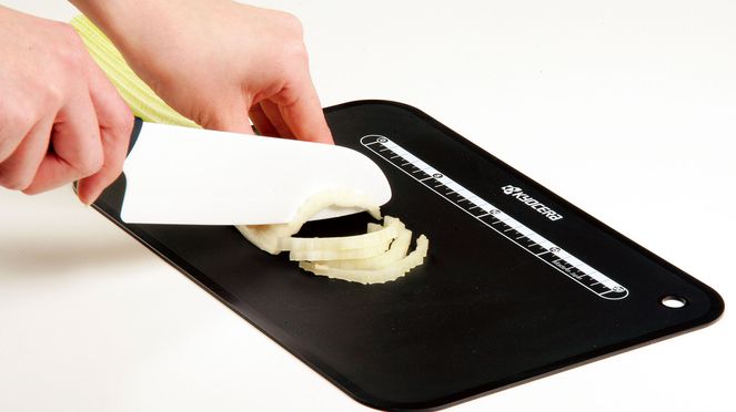 
                    Flexible cutting board from the ceramics manufacturer Kyocera