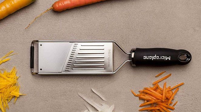 
                    While working with the julienne slicer no cutting height needs to be adjusted