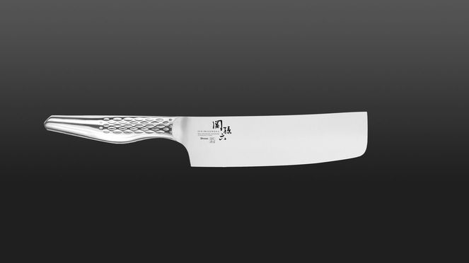 
                    the Kai Seki Magoroku Shoso Nakiri is used as a vegetable knife in Japan