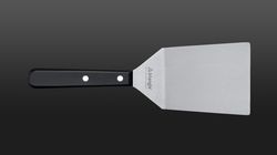 triangle serving, large spatula