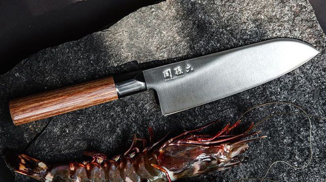 
                    Red Wood Santoku: chef's knife